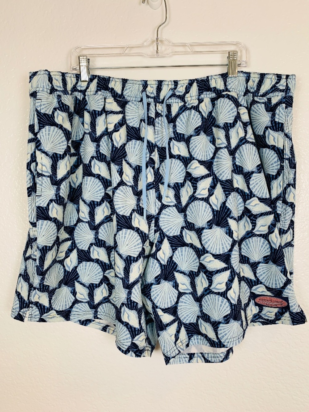 Vineyard Vines Mens Swim Trunks Size 2XT Blue Seashell Print Hawaiian Lined